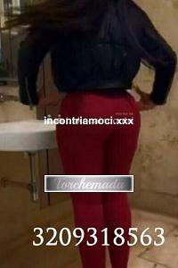 Escort Esplosiva Maestra Cosenza