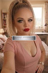 Escort Bella bionda accattivante Cagliari