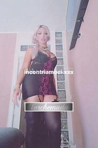Escort Biondina sensuale Lucca