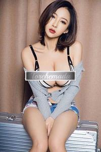 Escort Zoccola cinese per scopate uniche Udine