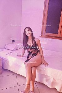 Escort Da sola o con amica  Prato