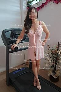 Annuncio Donna cerca Uomo Adoriamo lucidare cappelle  Prato