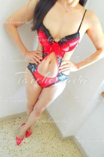 Carina Accompagnatrice Girl Prato