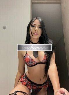 Girl Strepitosa Attrice  Brindisi