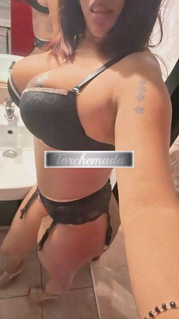 Girl La gente dice che sono una maialina  La Spezia