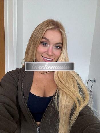 Girl Felina Maestra  Avellino