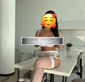 Girl Felina Modella  Lucca