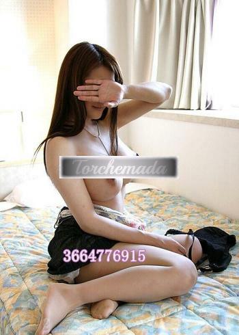 Girl Bella orientale che succhia col culo  Novara