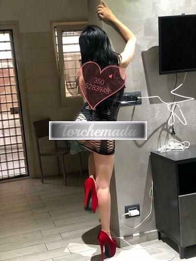 Girl Strepitosa Sirena  Pisa