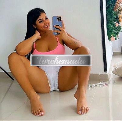 Girl Vogliosa Esibizionista  Brindisi