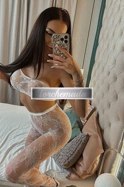 Girl Ragazza dolcissima  Prato