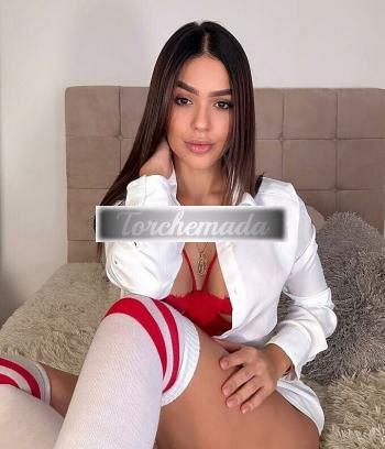 Girl Vogliosa Femmina  Brindisi