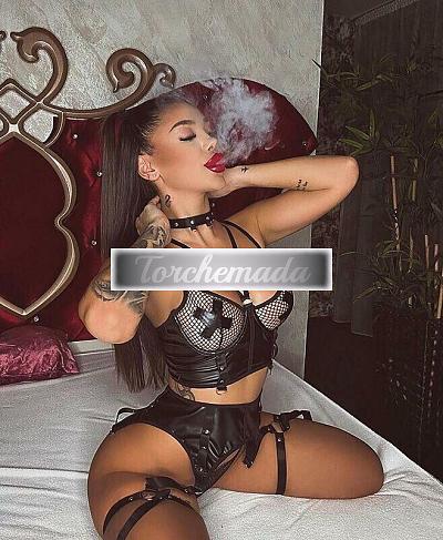 Girl La grande esperta dell' anale  Pisa