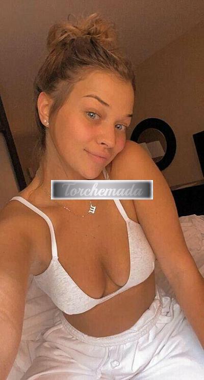 Girl Strepitosa Bambola  Genova