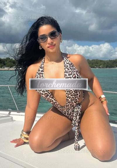 Girl Vogliosa Coinvolgente  Lecce