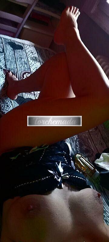 Girl Bocca Calda Bollente  Como