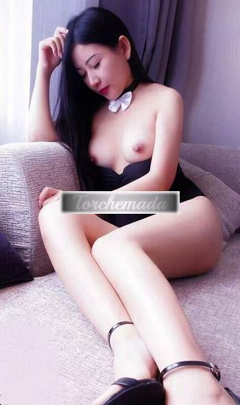 Girl Ragazza orientale mozzafiato  Aosta