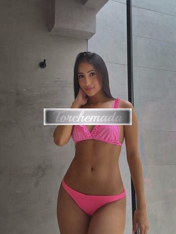 Girl Bellissima Femmina  Modena
