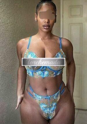 Girl Strepitosa Girl  Macerata