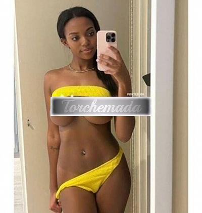 Girl Due tentazioni ti aspettano  Foggia