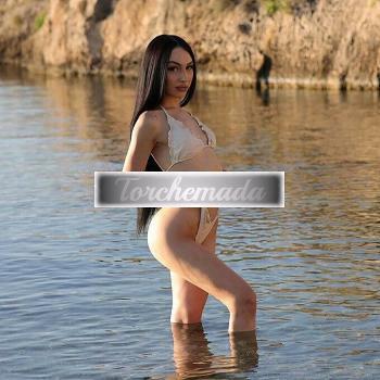 Girl Esplosiva Esibizionista  Bergamo