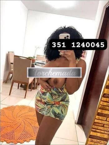 Girl Allargo le gambe e tu me la lecchi  Isernia