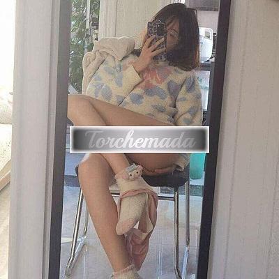 Girl Felina Amabile  Siena