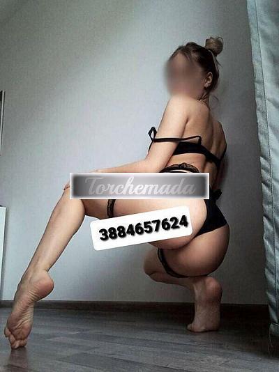 Girl Bocca di Miele  Lecce