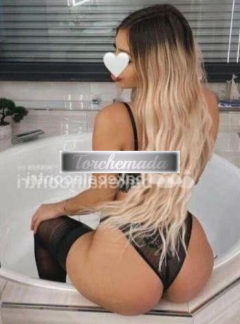 Girl Sguardo Ipnotico  Bari