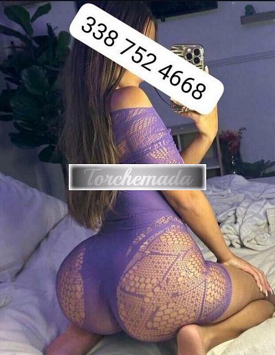 Girl Esplosiva Esibizionista  Piacenza