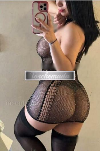 Girl Felina Esibizionista  Torino