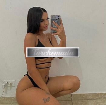 Girl Strepitosa Sirena  Brindisi