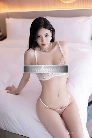 Girl Bellissima Bambola  Milano