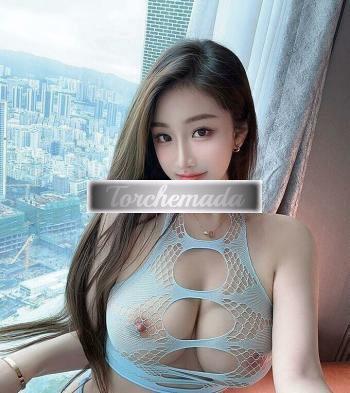 Girl Calda Bambola  Siena