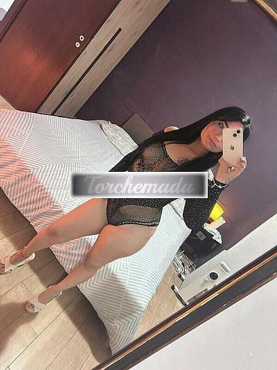 Girl Felina Girl  Bari