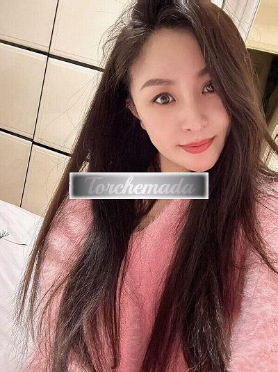 Girl Esplosiva Femmina  Genova