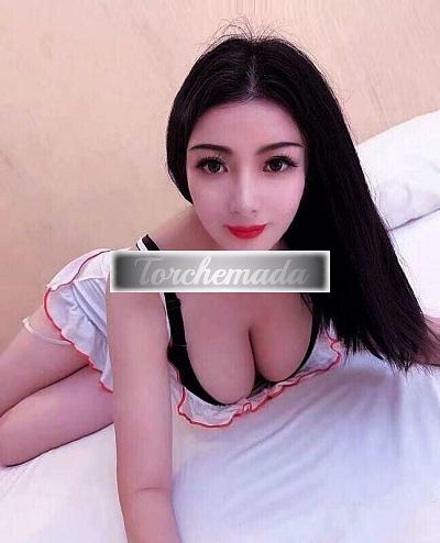 Girl Nuova coreana con la faccia da puttana  Caltanissetta