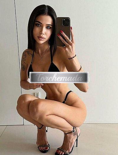 Girl Felina Maestra  Verona