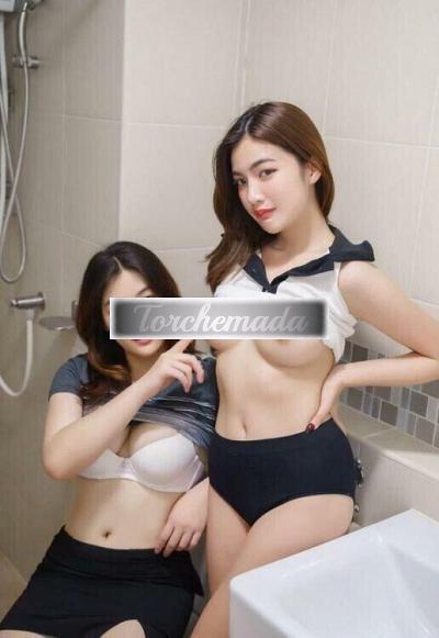 Girl Tre puttanelle giapponesi  Como