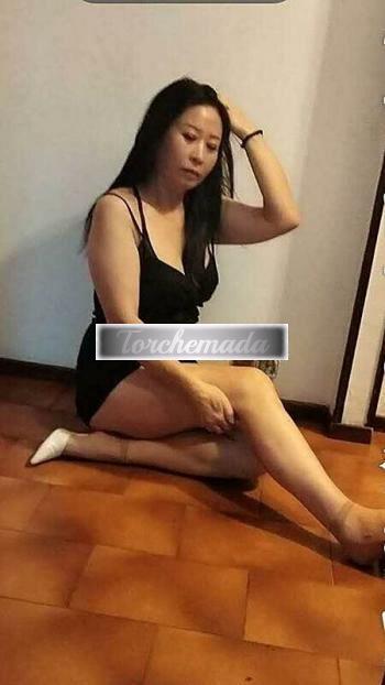 Girl Vieni a rilassarti con noi  Novara