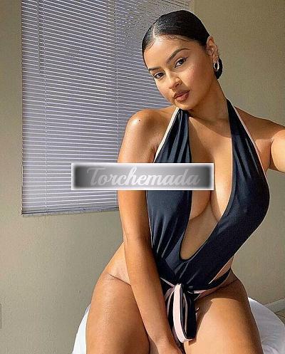 Girl Calda Femmina  Novara