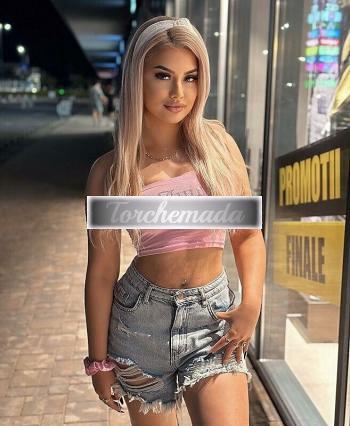 Girl Bellissima Studentessa  Macerata