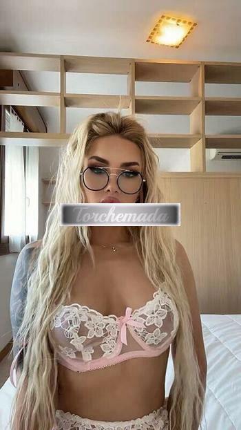 Girl Felina Amabile  Bologna