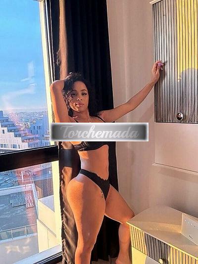 Girl Trasgressiva Esibizionista  Latina