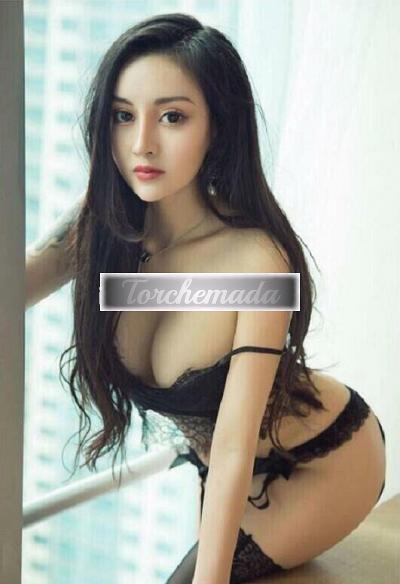 Girl Calda Attrice  Bari