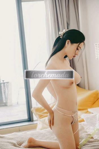 Girl Orientale dalla figa larga  Terni