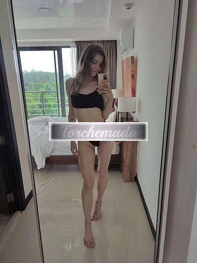 Girl Brava nei giochi particolari  Reggio Emilia