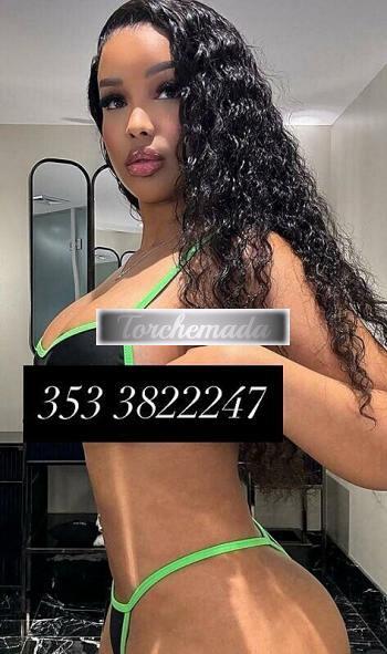 Girl Strepitosa Femmina  Avellino