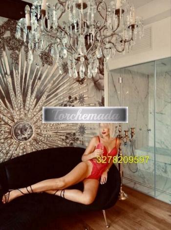 Girl Felina Coinvolgente  Forli