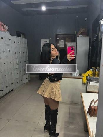 Girl Vogliosa Bambola  Lucca